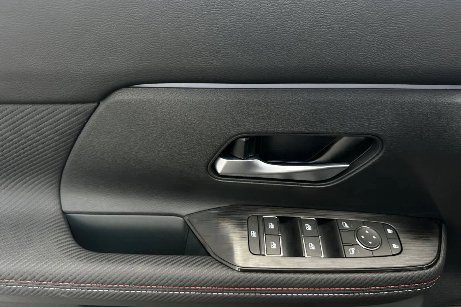 New 2026 Nissan Kicks SR w/ Illumination Package image 13