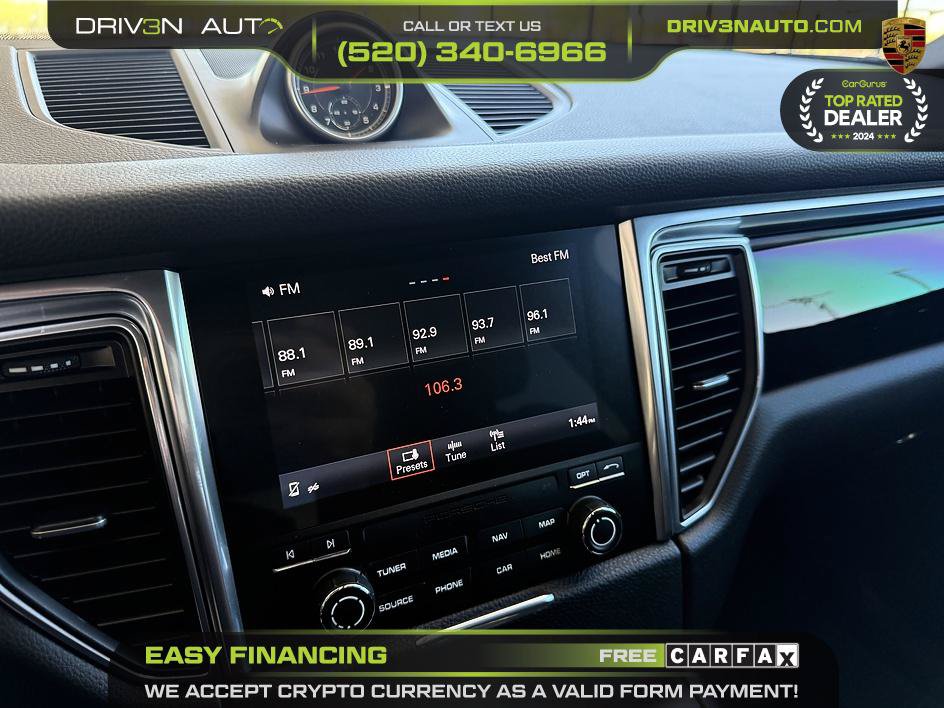 Used 2018 Porsche Macan AWD/4WD image 11