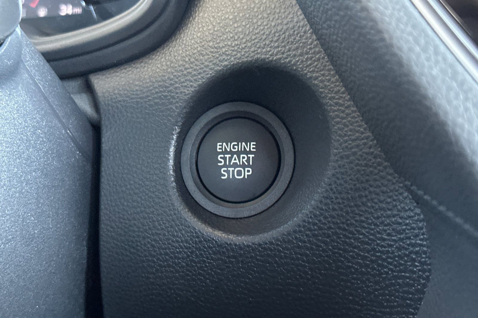 Certified 2026 Toyota Corolla Cross LE image 26