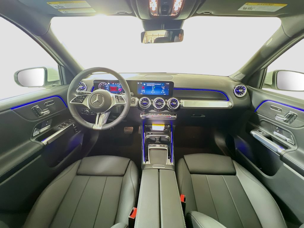 New 2026 Mercedes-Benz GLB 250 4MATIC image 9