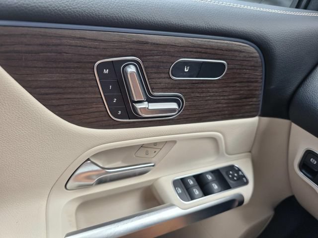 Certified 2025 Mercedes-Benz GLB 250 image 19