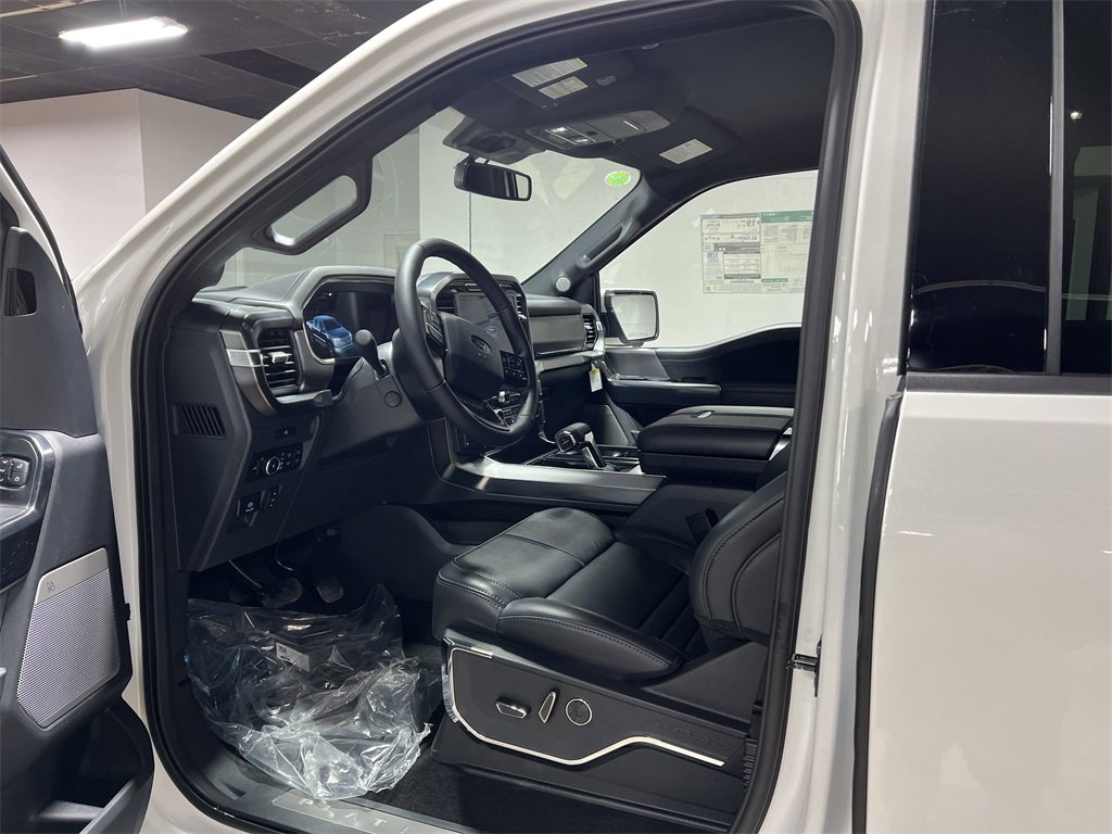 New 2025 Ford F150 Platinum image 8