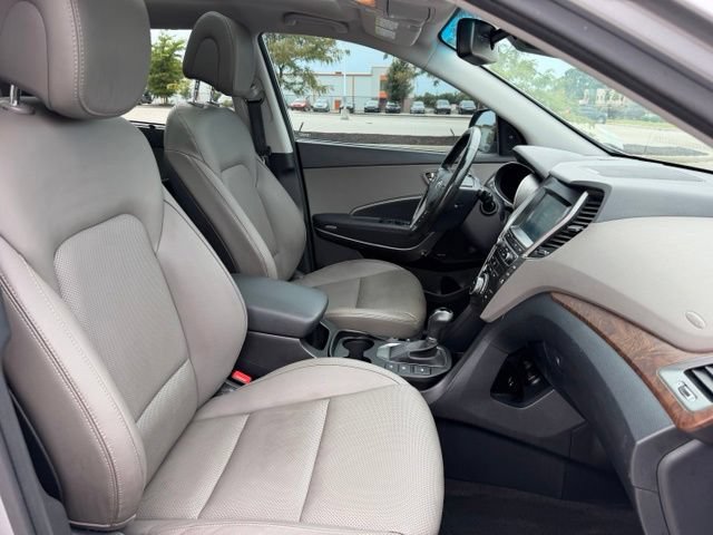 Used 2019 Hyundai Santa Fe XL AWD/4WD image 29