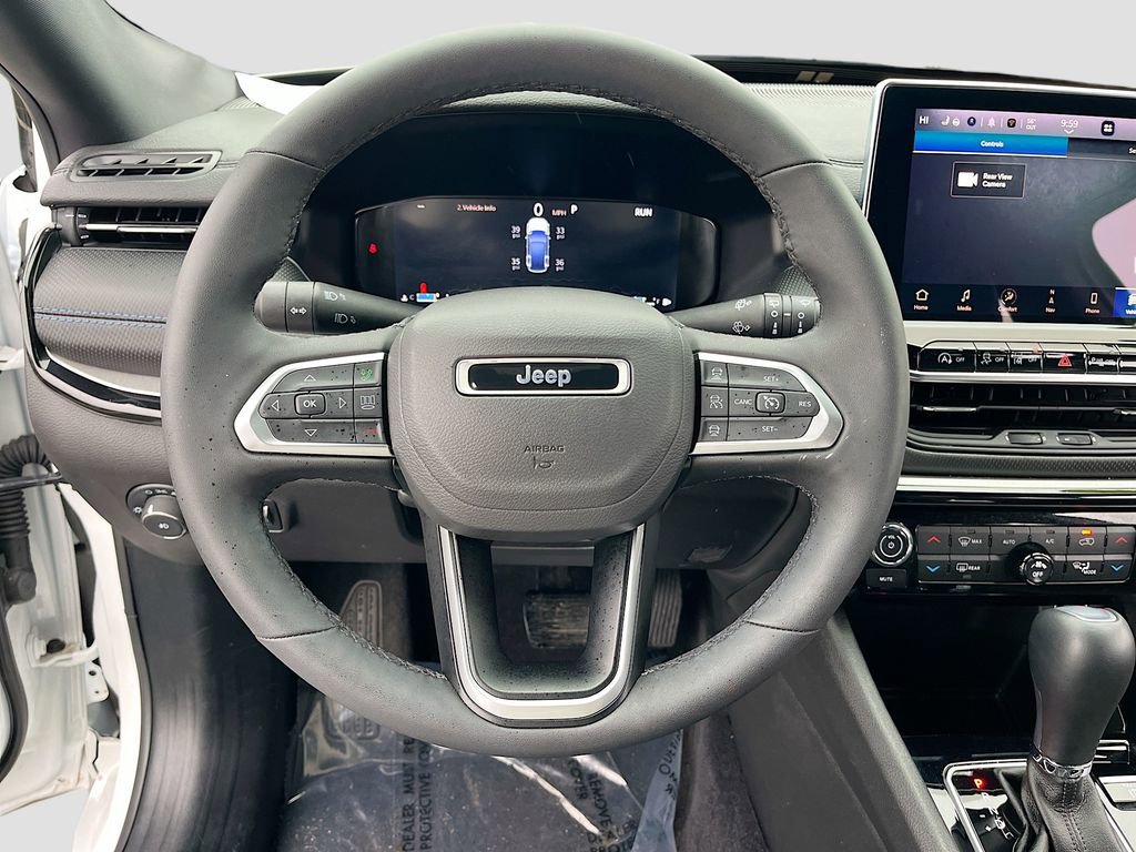 Certified 2025 Jeep Compass Limited w/ High Altitude Package image 11