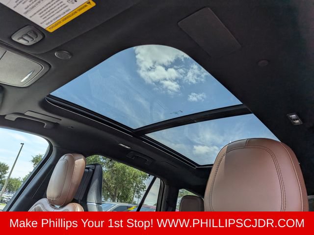 Used 2023 Lincoln Aviator Reserve w/ Equipment Group 201A RWD image 19