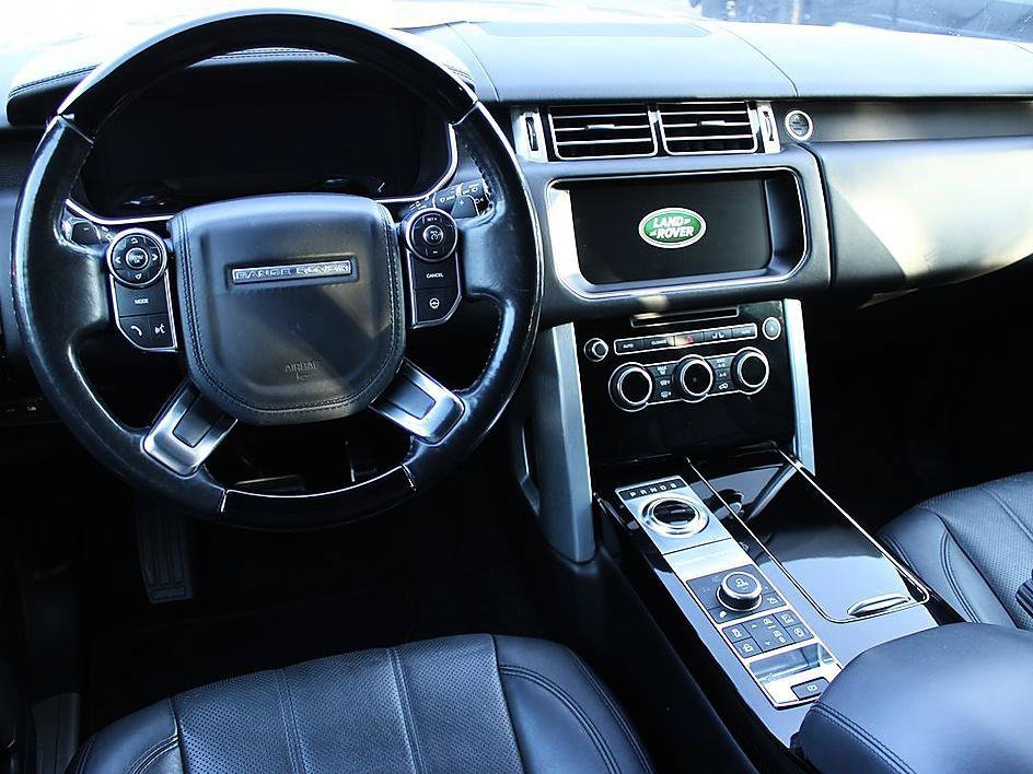 Used 2017 Land Rover Range Rover Supercharged AWD/4WD image 13