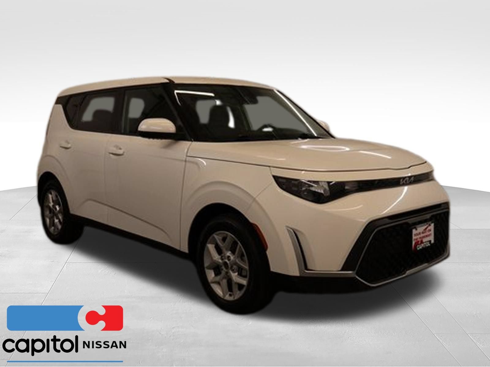 Used 2024 Kia Soul LX w/ Option Group 015