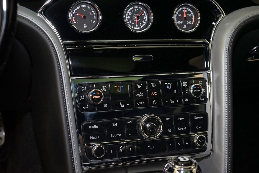 Used 2018 Bentley Mulsanne Speed image 16