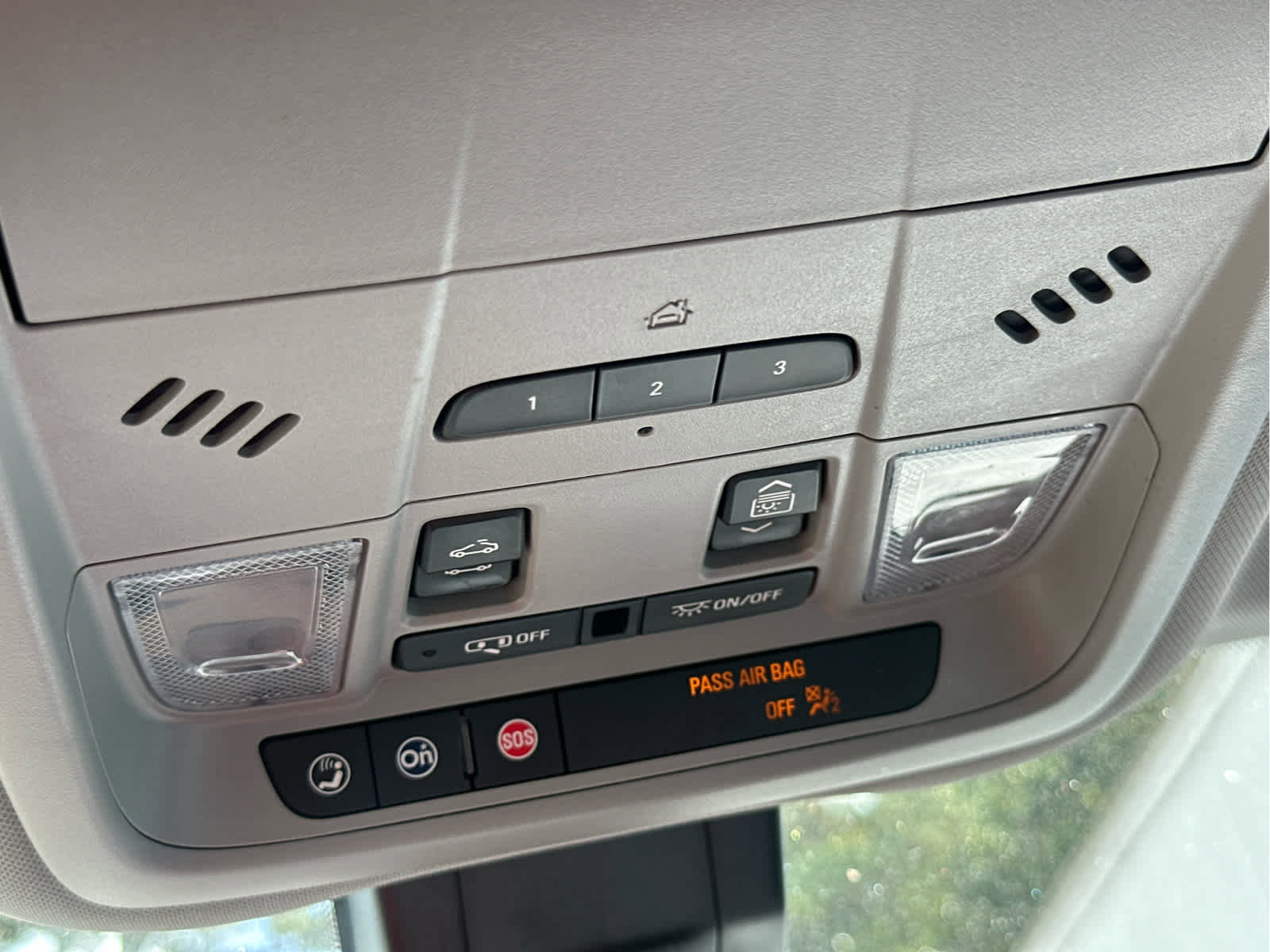 Used 2022 GMC Terrain SLT w/ Infotainment Package II image 41