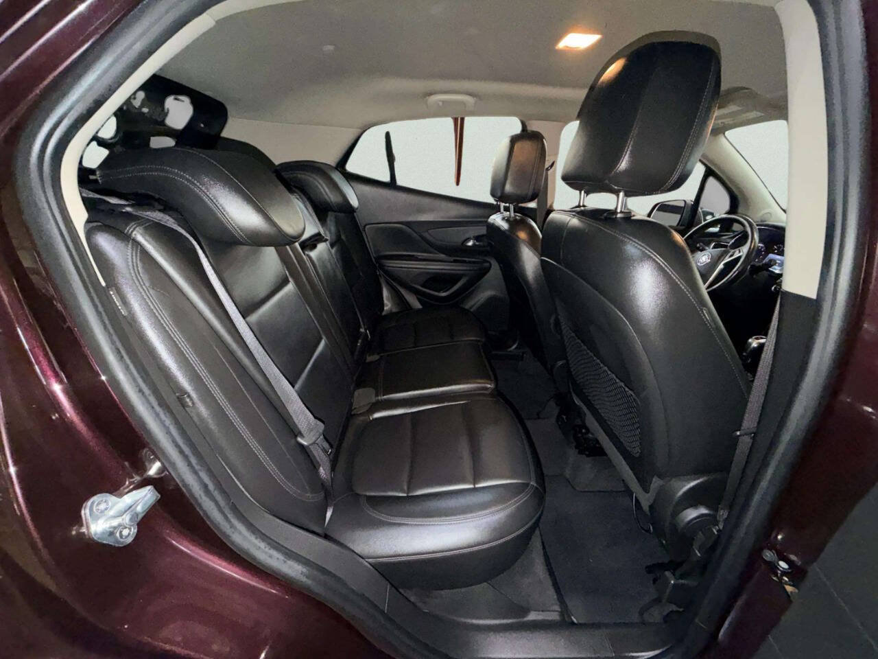 Used 2017 Buick Encore Essence FWD image 23