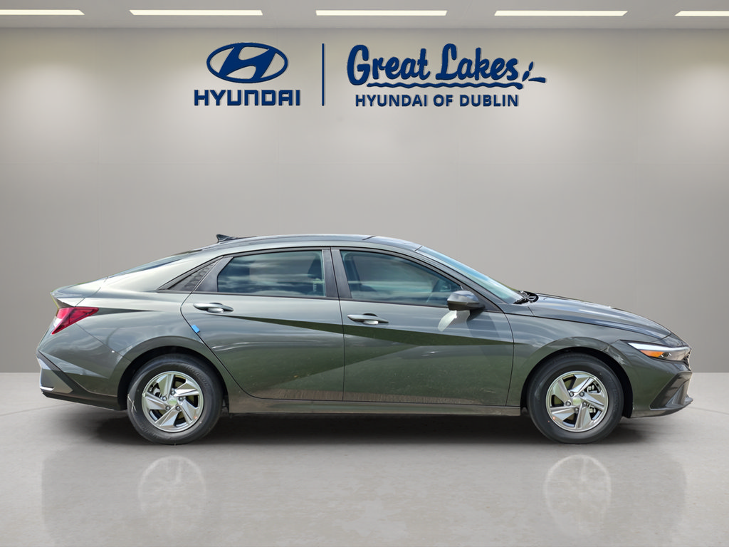 New 2026 Hyundai Elantra SE w/ Cargo Package FWD image 6