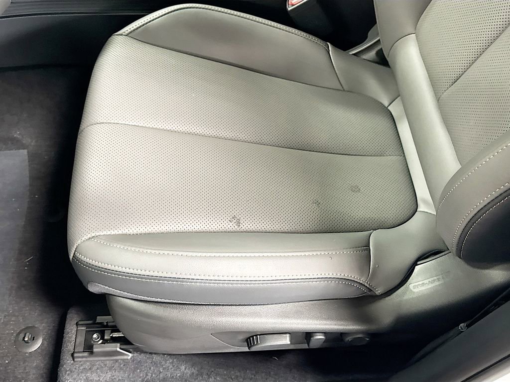 New 2026 Subaru Outback Limited image 18