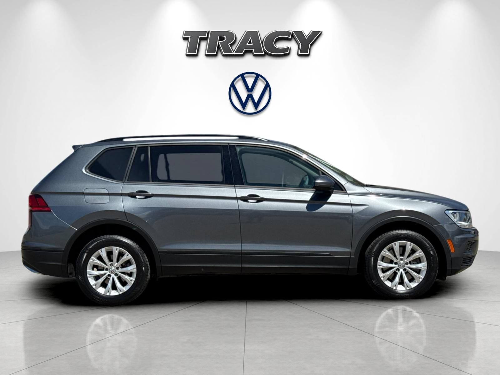 Used 2019 Volkswagen Tiguan S w/ 3rd Row Seat Package AWD/4WD image 3