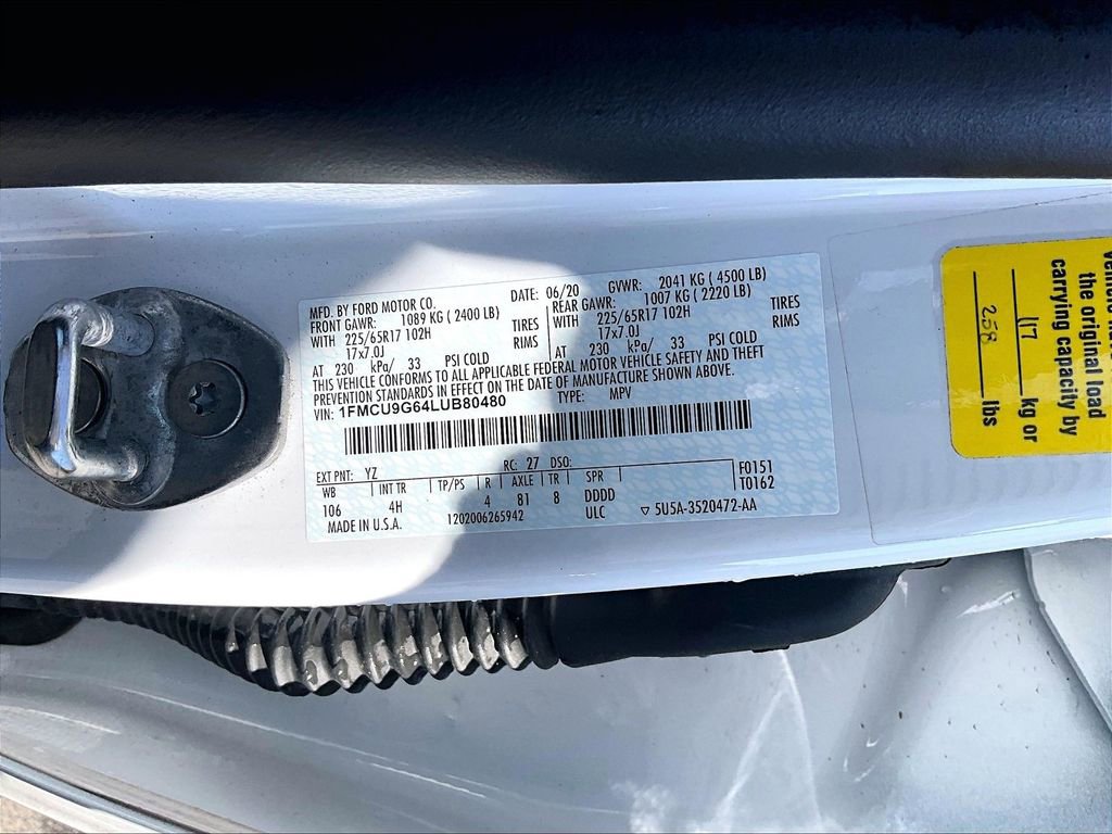 Used 2020 Ford Escape SE image 28