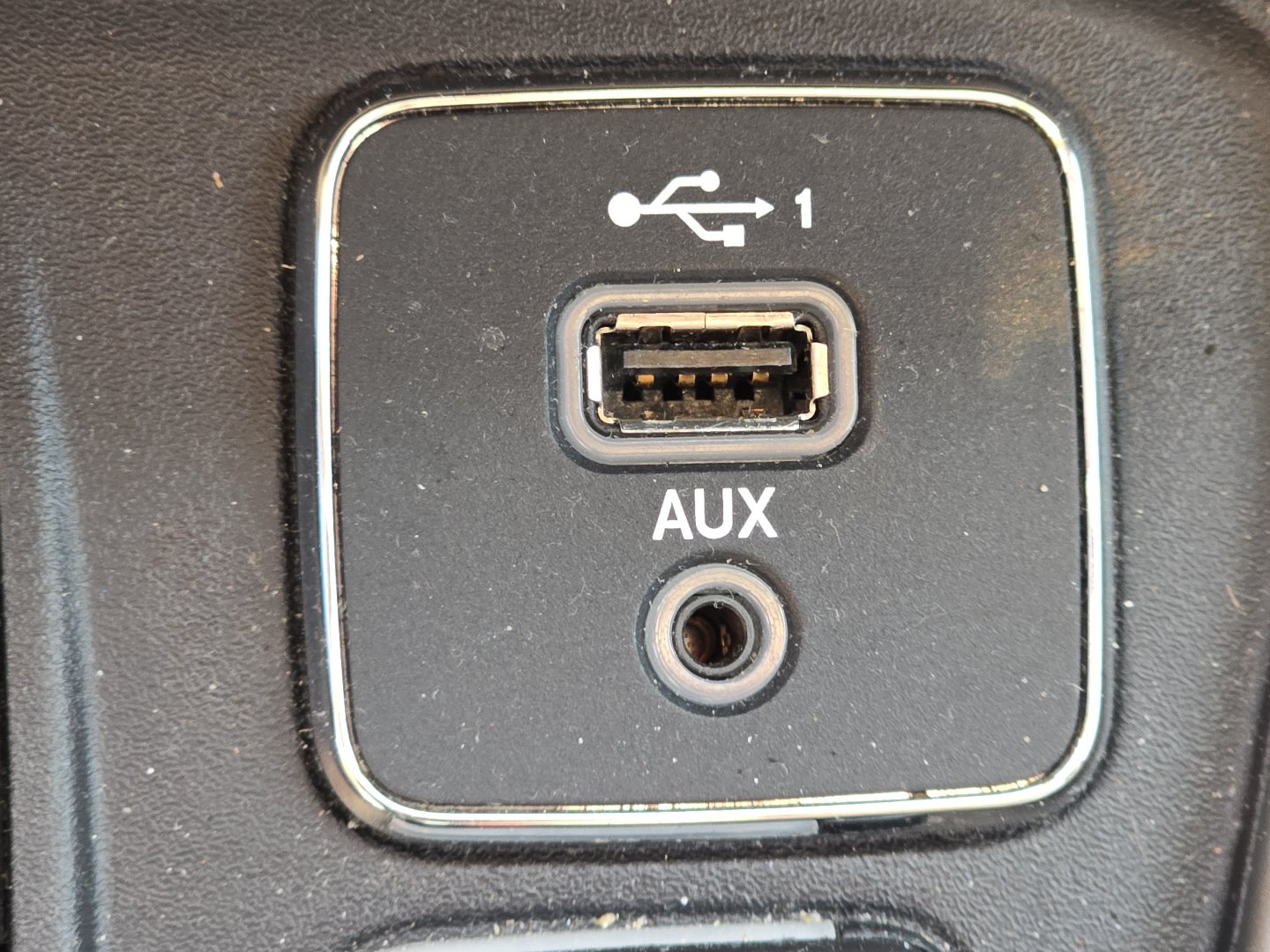 Used 2021 Jeep Compass Latitude AWD/4WD image 8