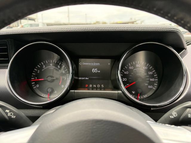 Used 2017 Ford Mustang Coupe image 8