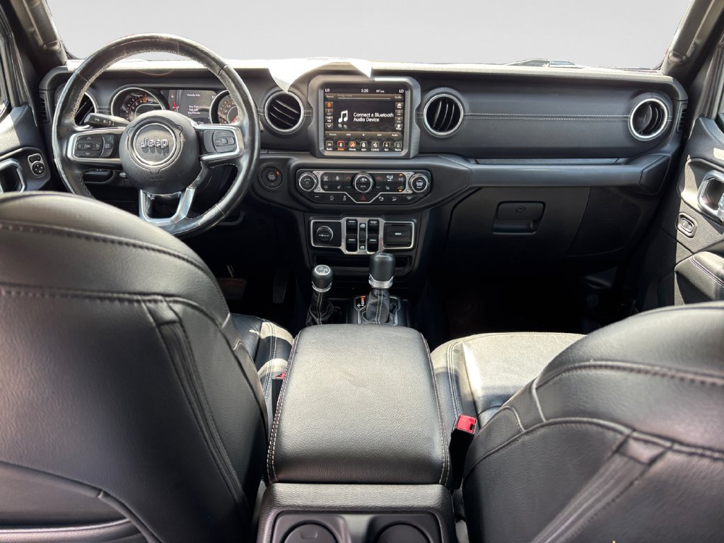 Used 2018 Jeep Wrangler Unlimited Sahara w/ Dual Top Group AWD/4WD image 14