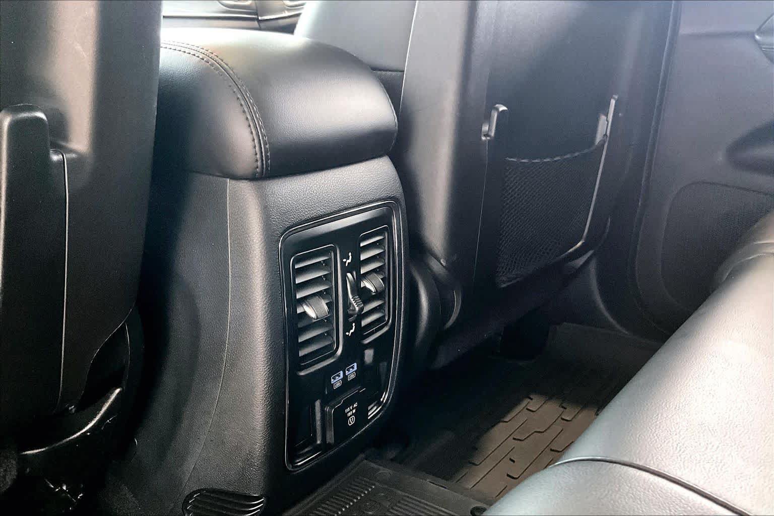 Used 2021 Jeep Grand Cherokee Limited RWD image 31