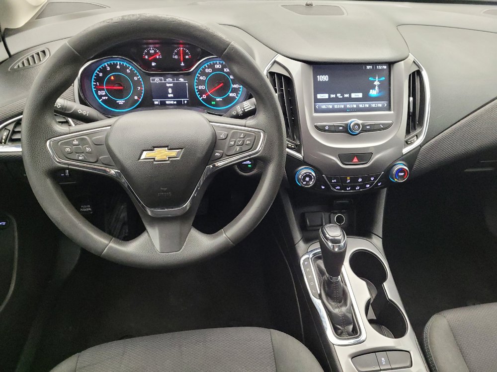 Used 2017 Chevrolet Cruze LT w/ Convenience Package FWD image 22