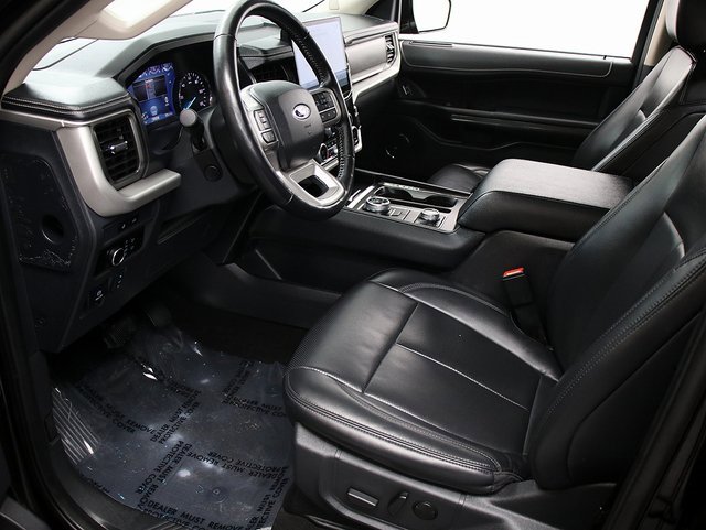 Used 2024 Ford Expedition Max XLT image 10