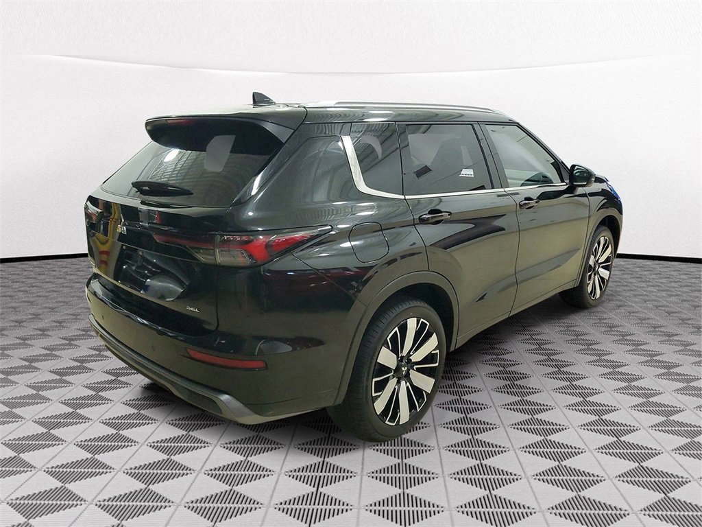 New 2025 Mitsubishi Outlander SEL image 6