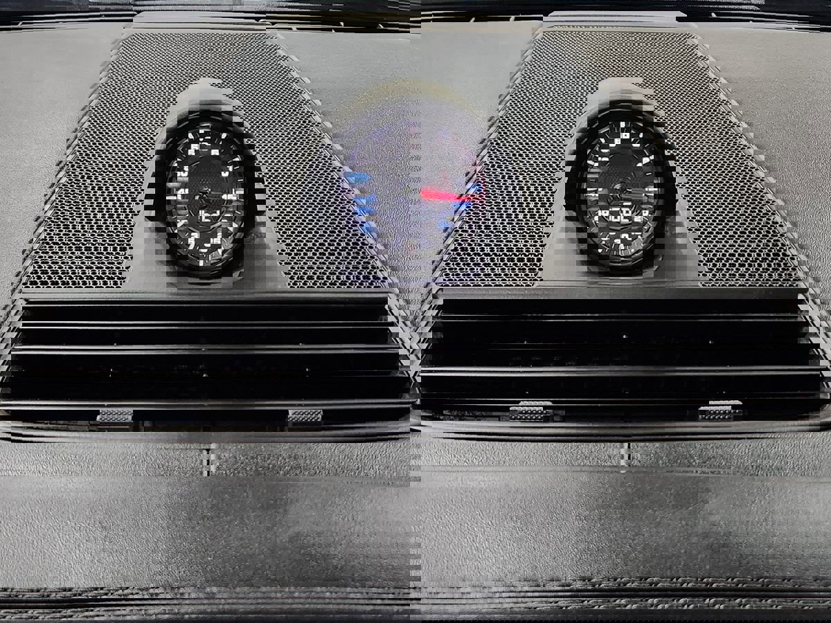 Used 2023 Porsche Panamera image 35