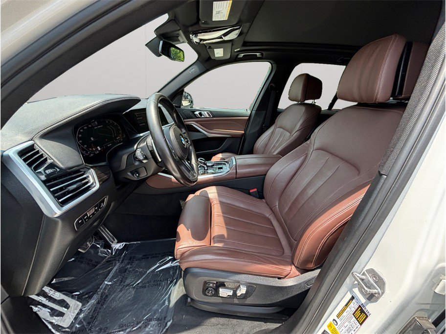 Used 2020 BMW X5 M50i AWD/4WD image 2
