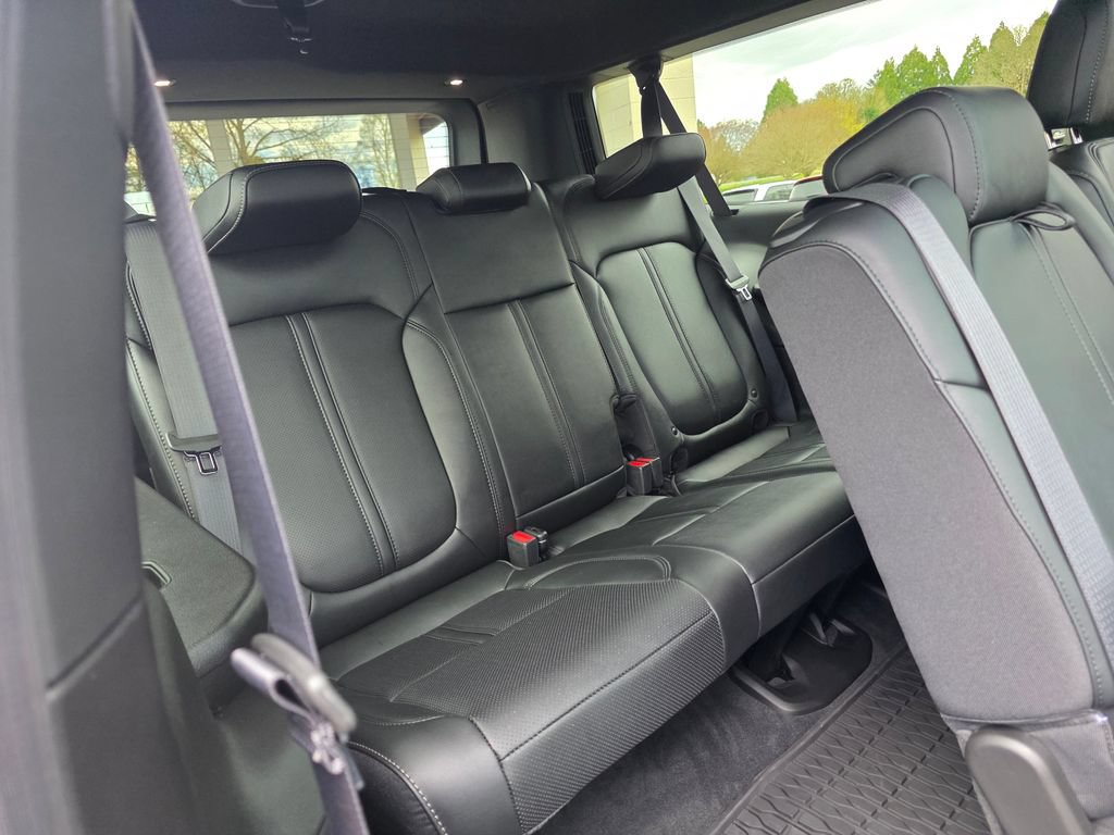 New 2026 Jeep Grand Wagoneer L Limited AWD/4WD image 26