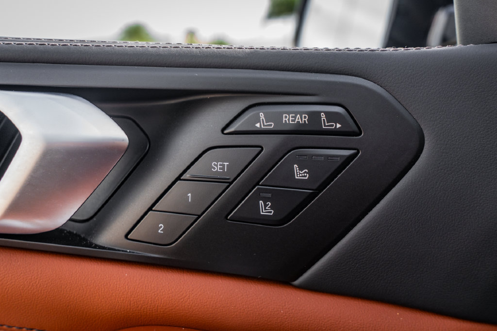 Used 2024 BMW ALPINA XB7 AWD/4WD image 18