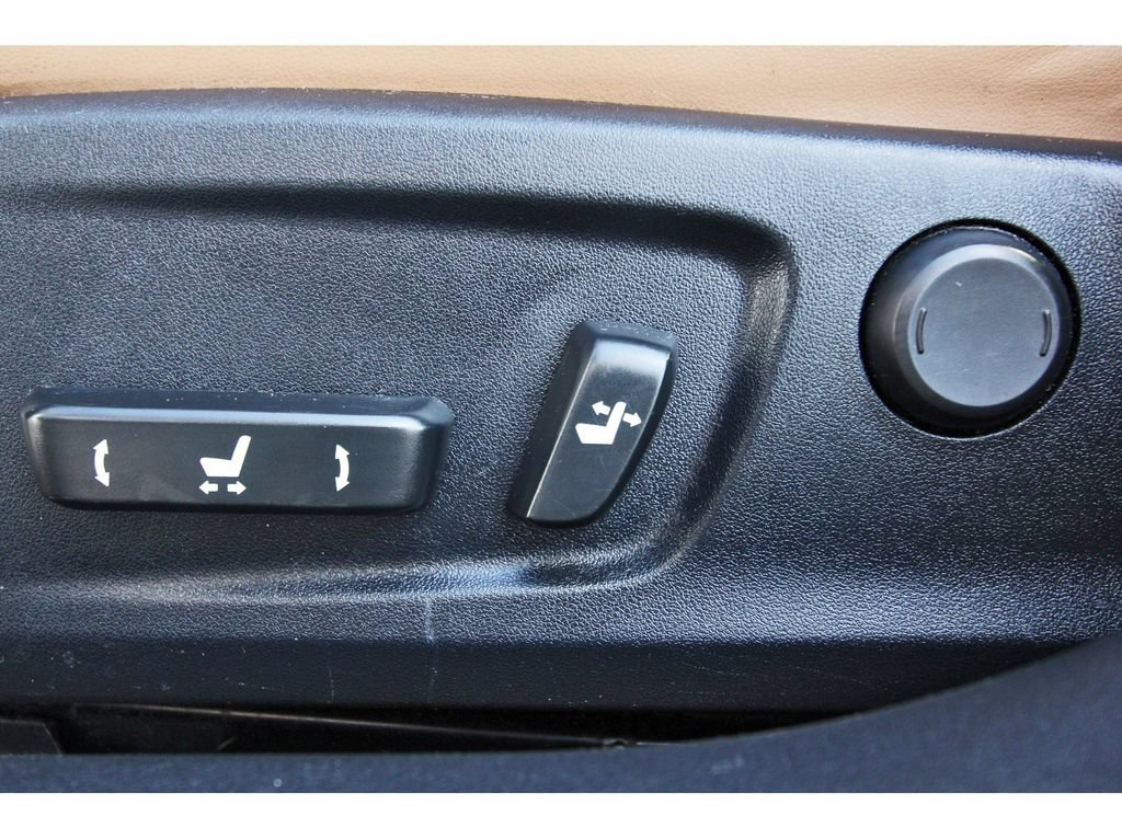 Used 2016 Lexus IS 300 AWD w/ Premium Package image 33