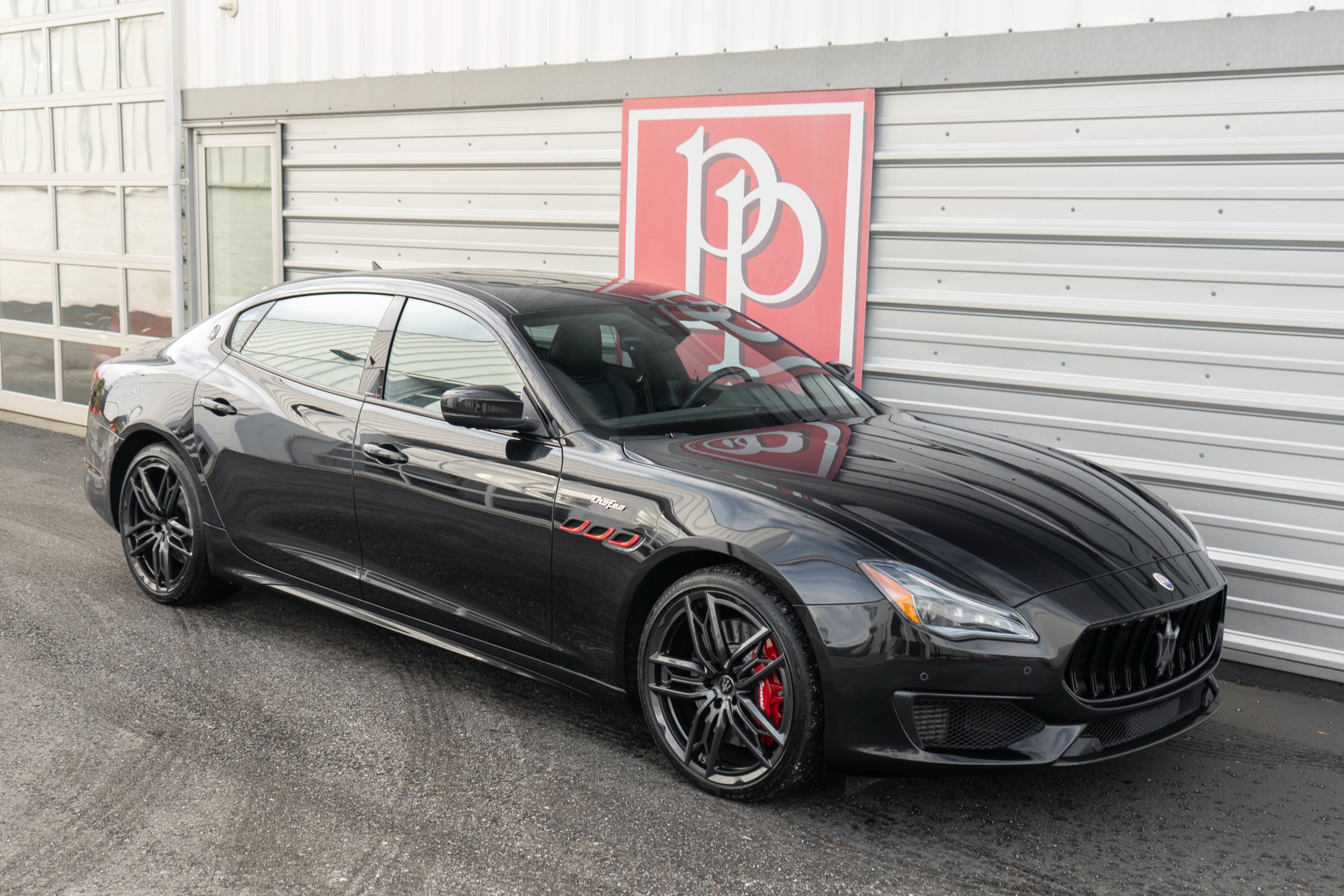 Used 2021 Maserati Quattroporte Trofeo RWD image 43