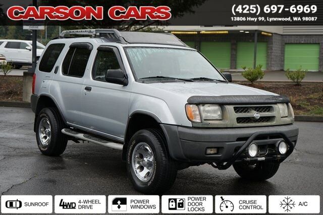 Used 2000 Nissan Xterra SE image 1