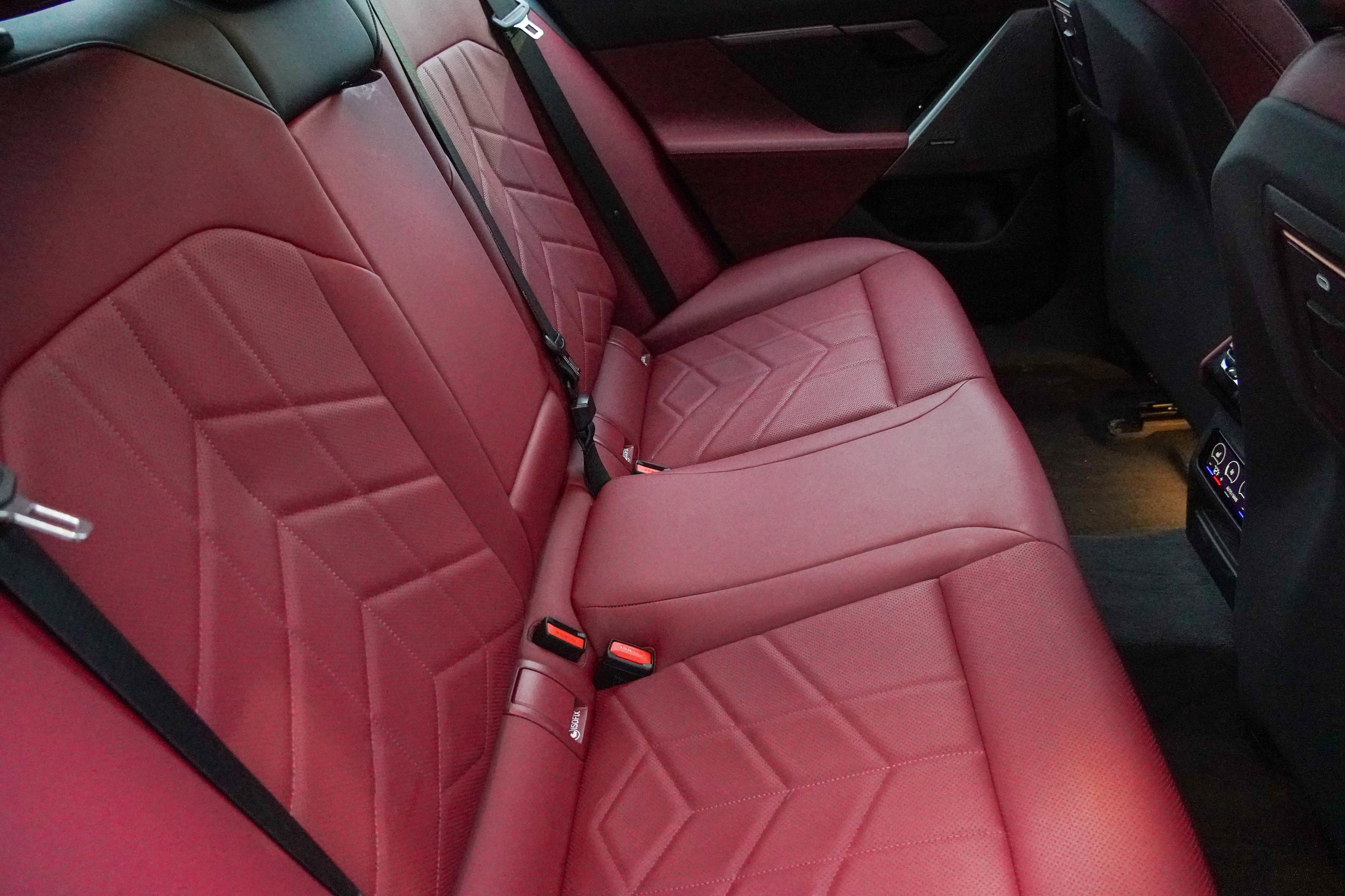 Certified 2026 BMW 530i xDrive image 36