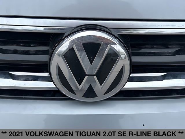 Used 2021 Volkswagen Tiguan SE R-Line w/ 3rd Row Seat Package image 9