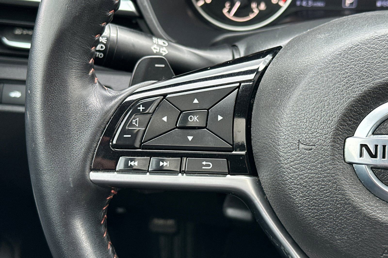 Used 2020 Nissan Altima 2.5 SR w/ Premium Package image 24