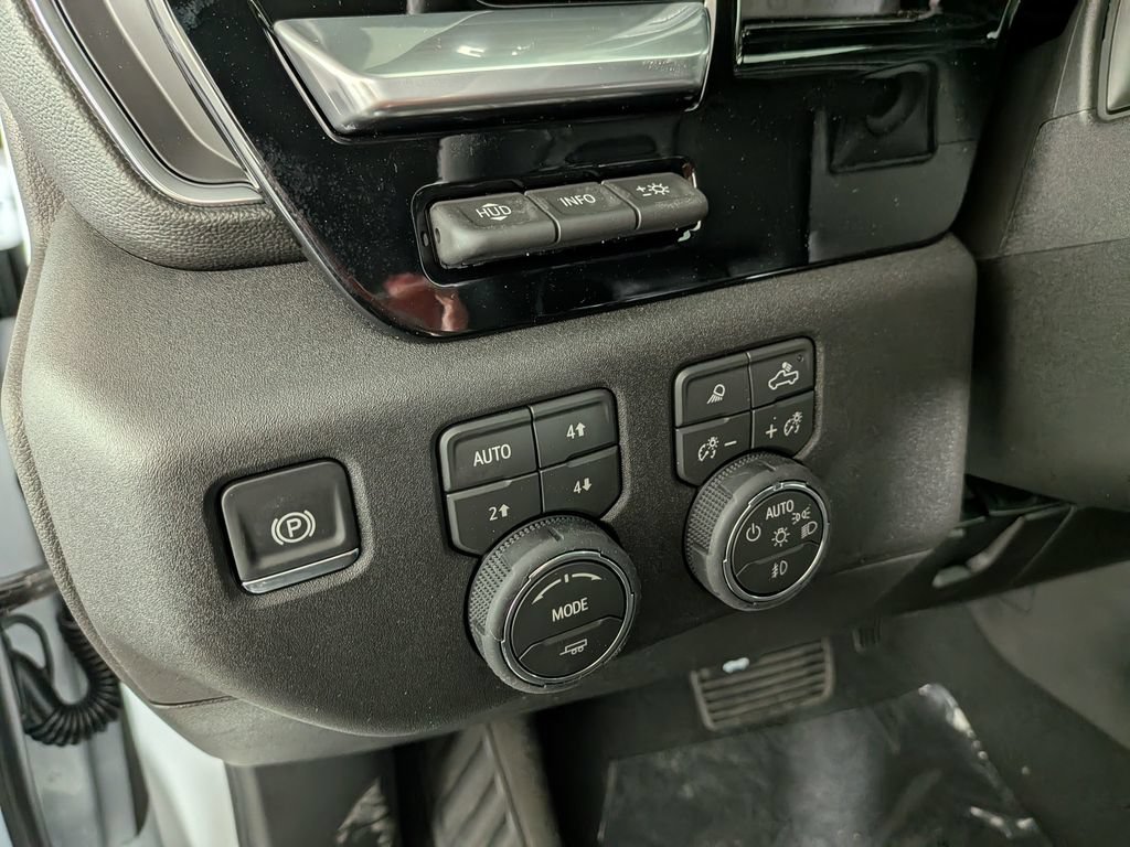 New 2026 Chevrolet Silverado 2500 High Country w/ High Country Premium Package AWD/4WD image 19