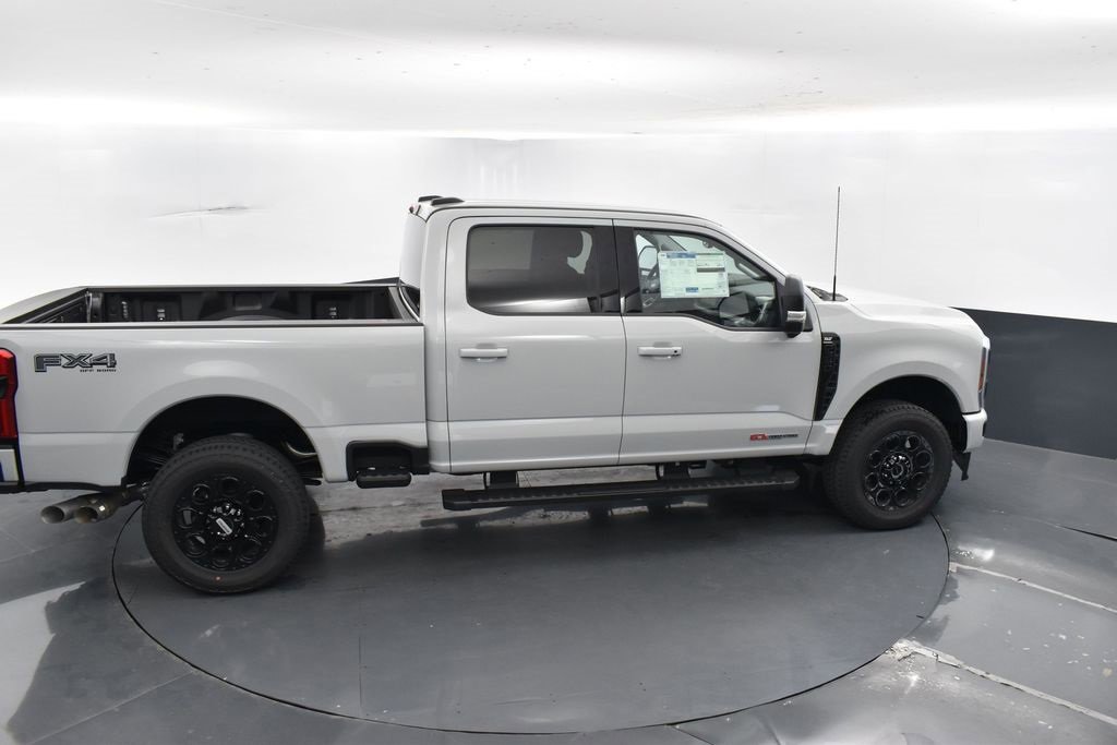New 2025 Ford F350 XLT w/ Black Appearance Package image 24