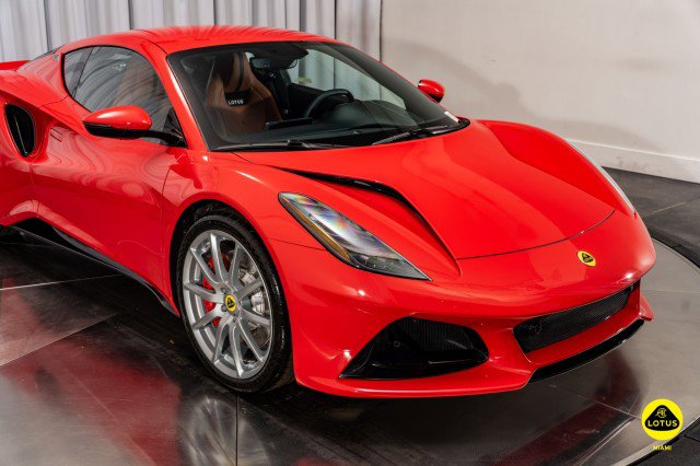 New 2025 Lotus Emira image 2