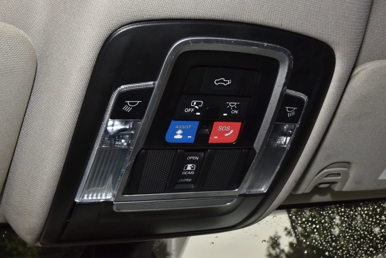 Used 2024 RAM 2500 Laramie image 31