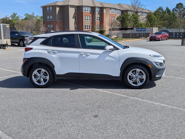 Used 2022 Hyundai Kona SEL w/ Cargo Package video 4