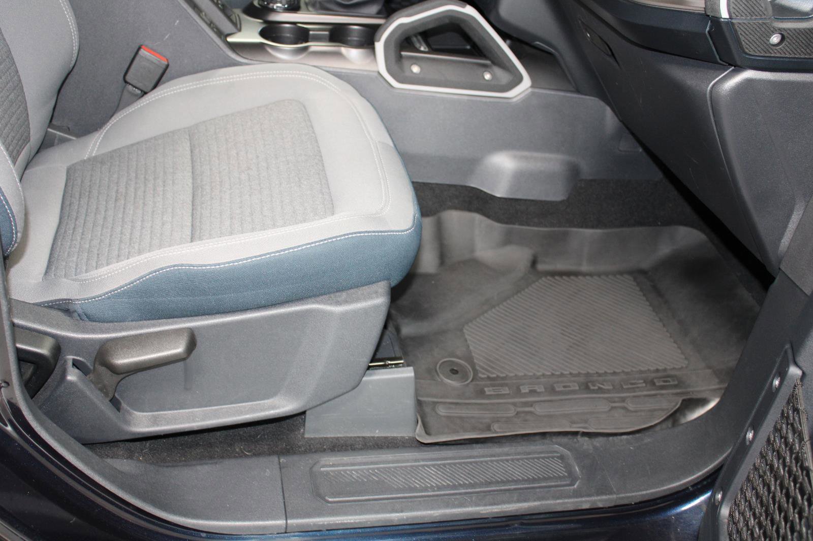 Used 2021 Ford Bronco Outer Banks image 17