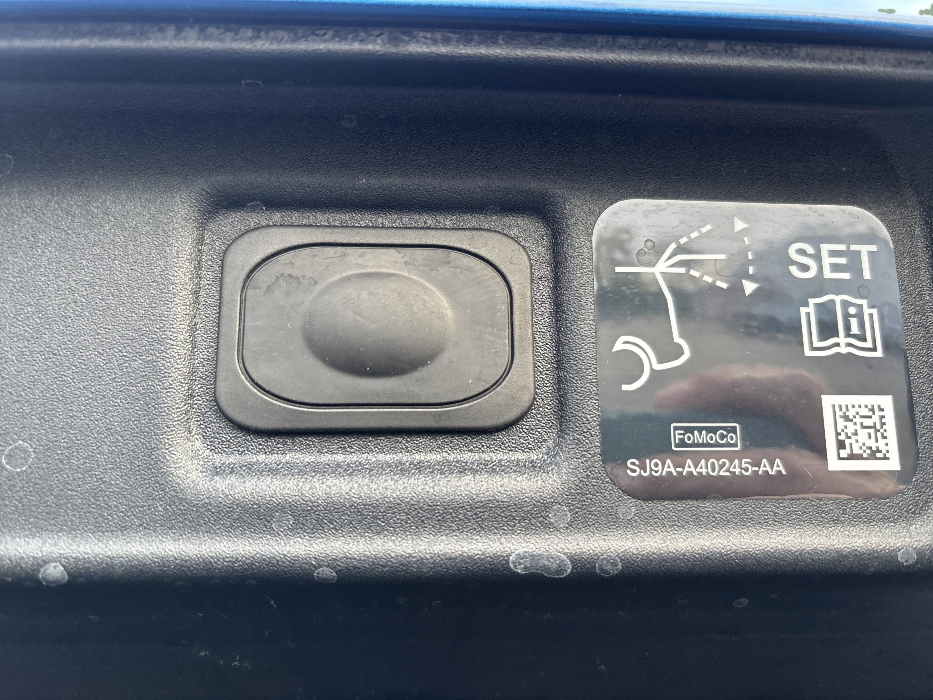 New 2025 Ford Mustang Mach-E Premium image 16