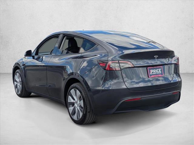 Used 2024 Tesla Model Y Long Range image 8