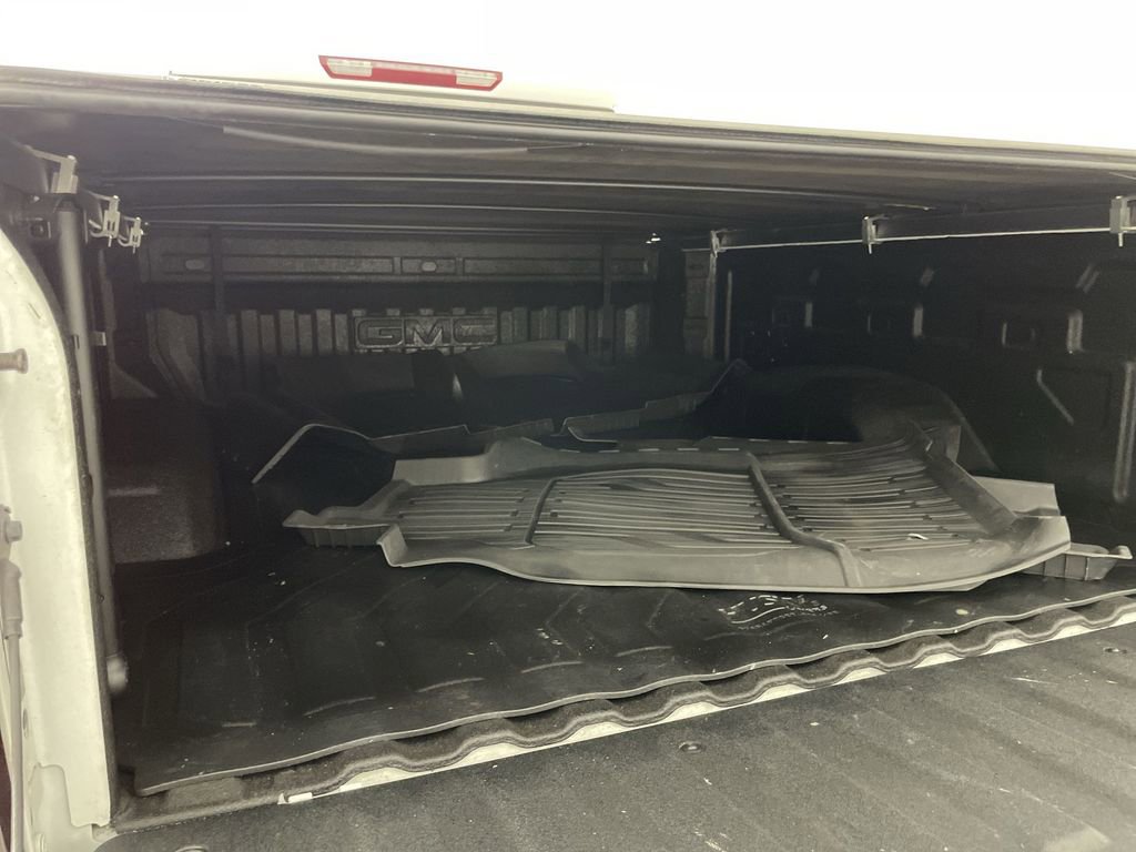 Used 2025 GMC Sierra 2500 SLT image 25