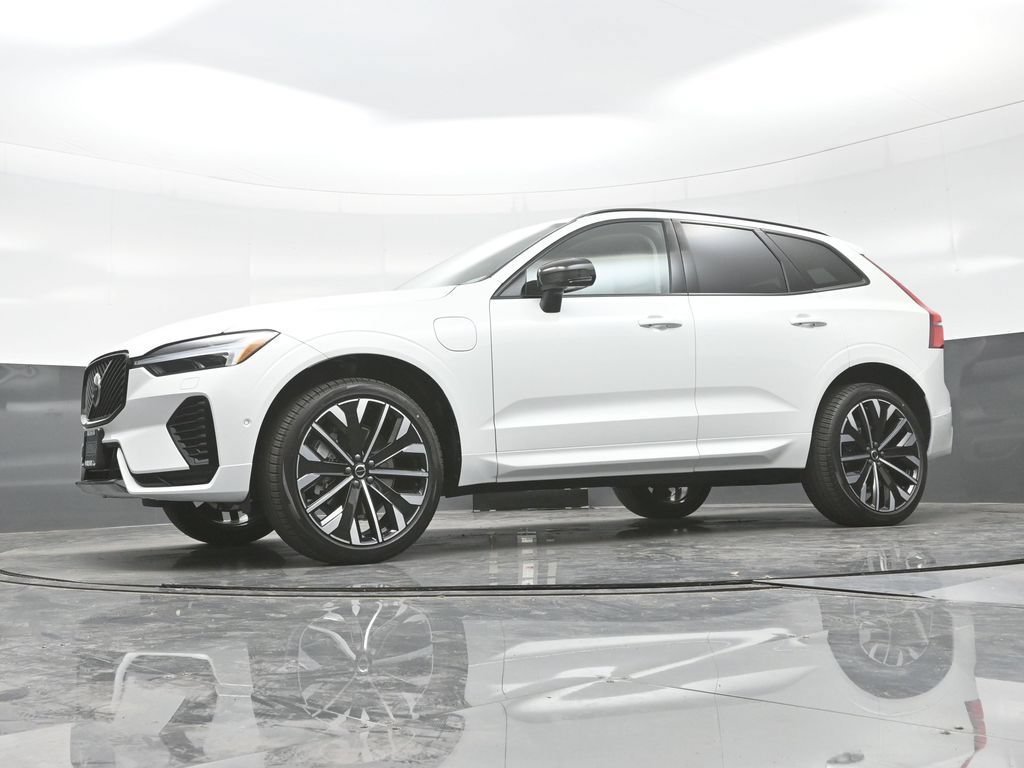 New 2026 Volvo XC60 T8 Ultra w/ Protection Package Premier AWD/4WD image 22