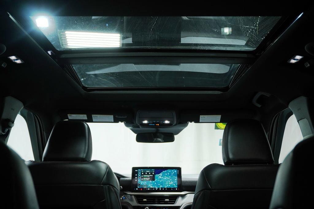 Used 2025 Ford Explorer ST w/ Sun And Sound Package image 10