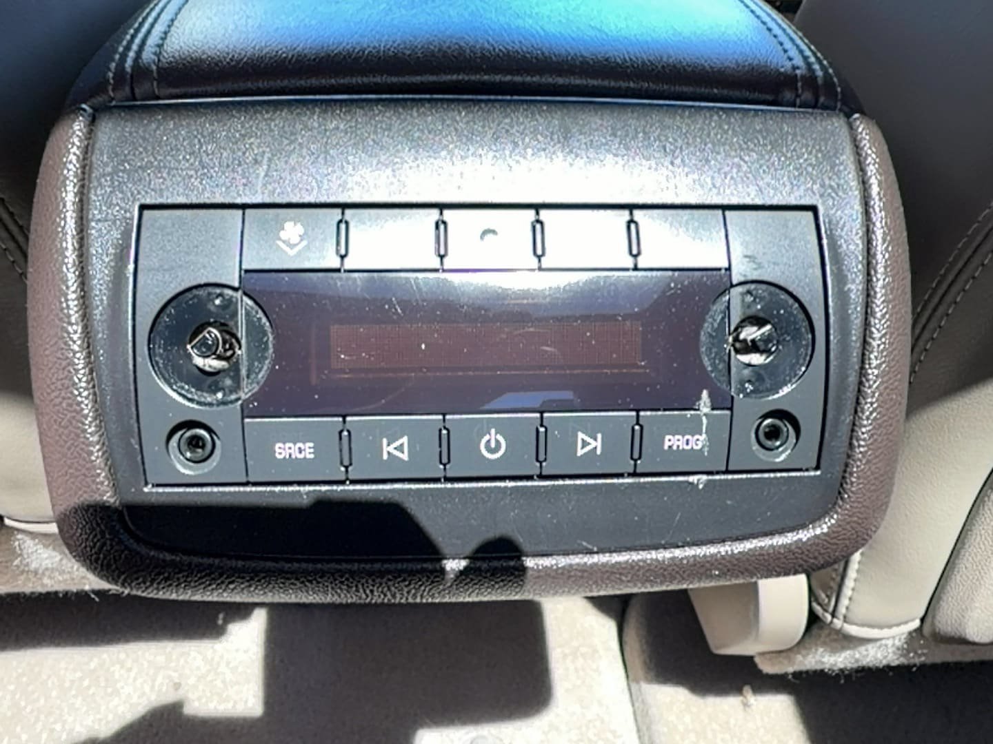 Used 2014 GMC Acadia Denali AWD/4WD image 18