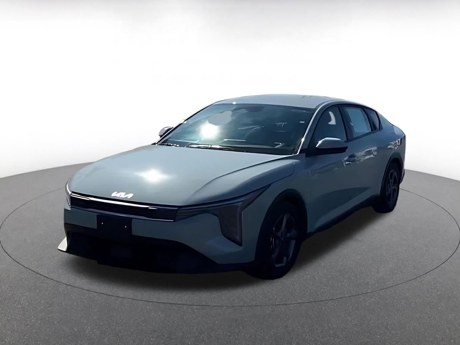 Used 2025 Kia K4 LXS image 7