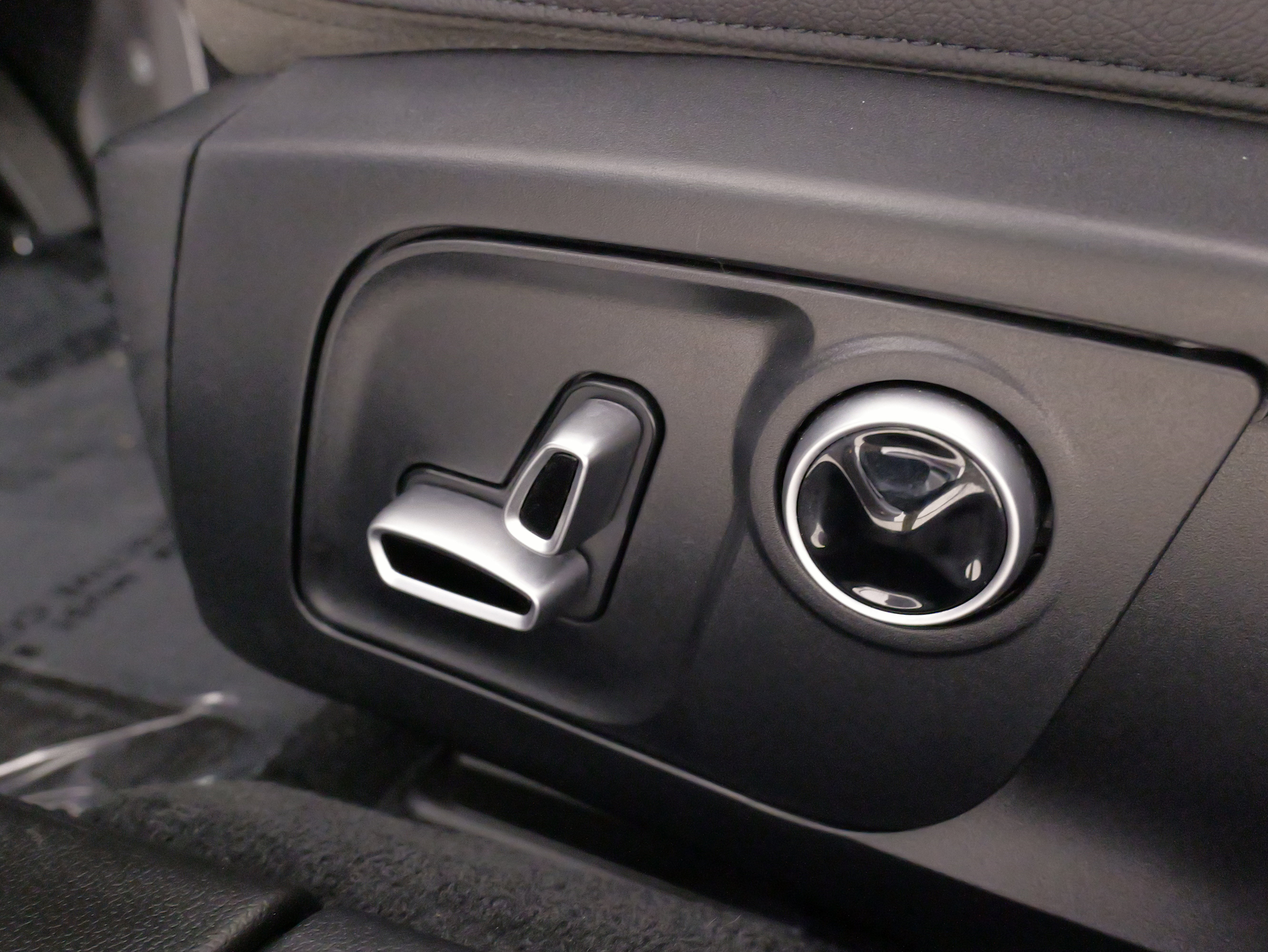 Used 2023 Maserati Ghibli GT image 39