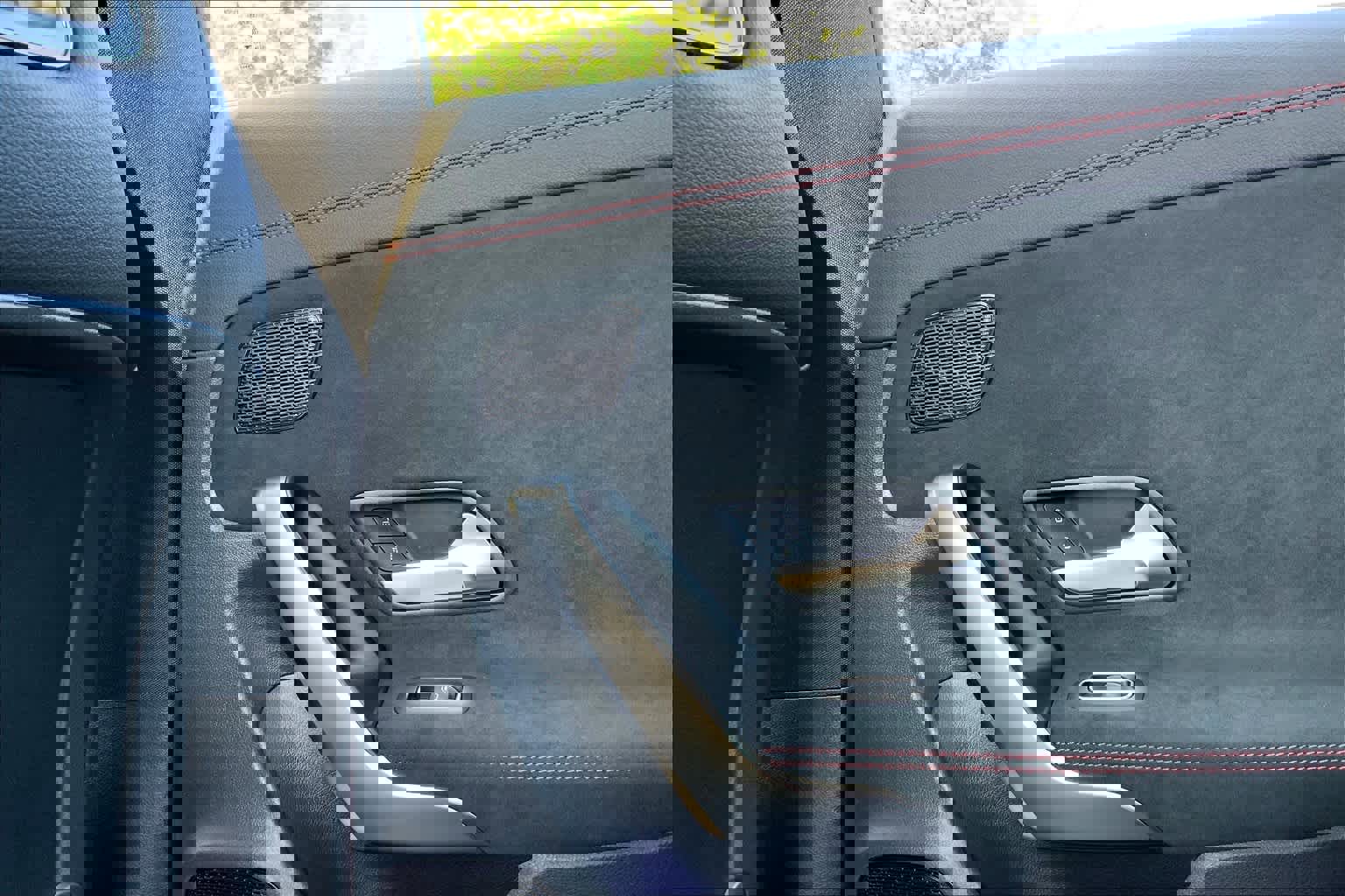 Certified 2025 Mercedes-Benz CLA 250 4MATIC image 23